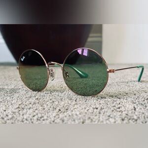 Brand New Never Worn Ray Ban Sunglasses